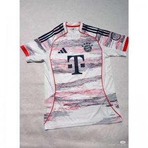 25/26 Jerseys de Bayern Away en lanueva temporada de